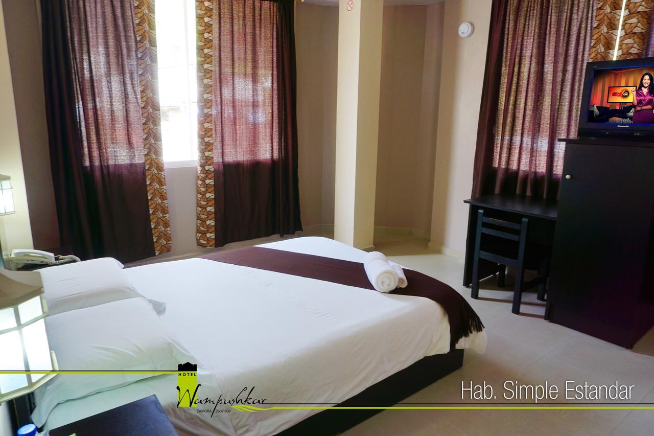 Hotel Wampushkar Zamora Zewnętrze zdjęcie